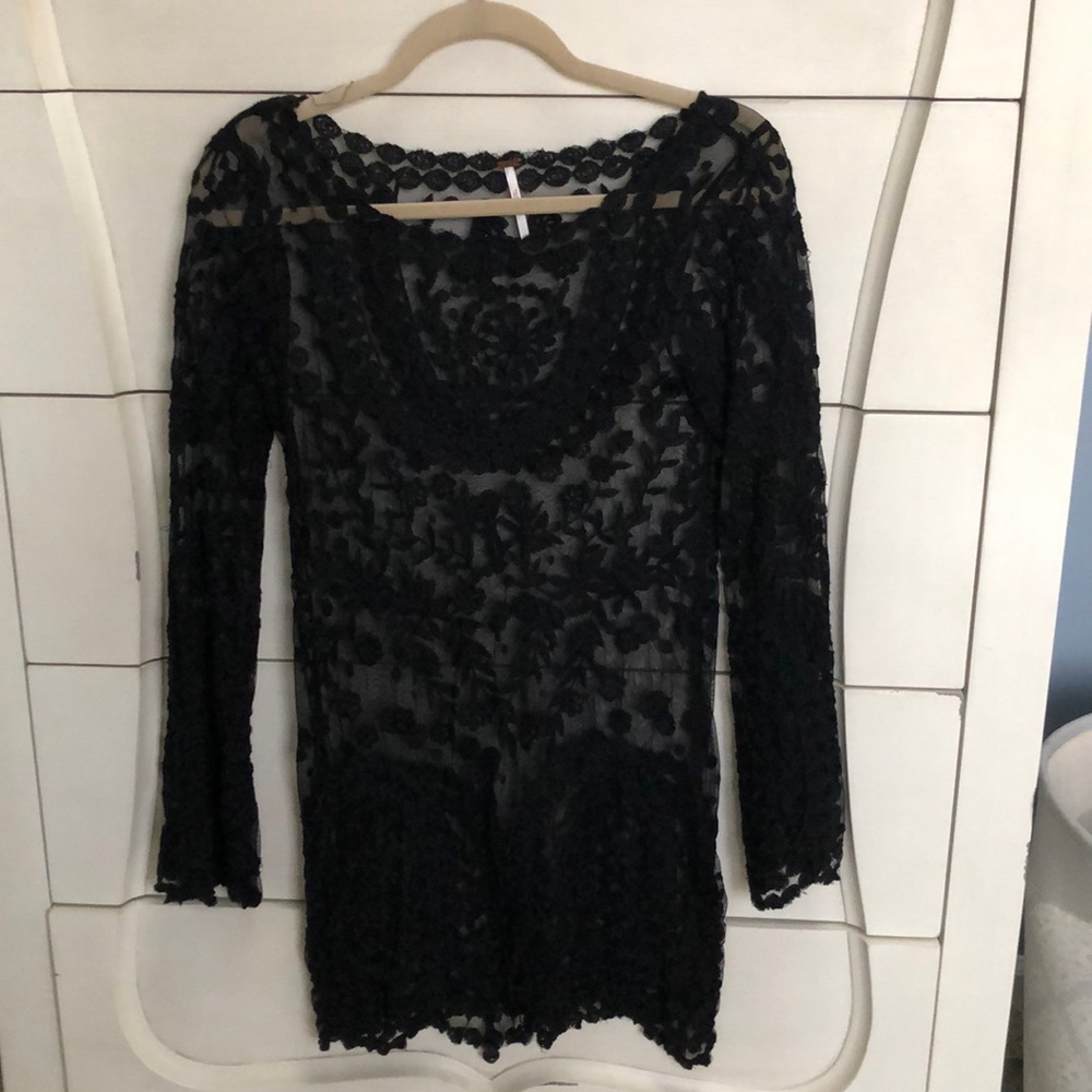 Black lace dress
